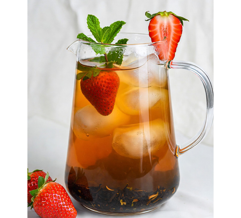Przepis na mrożoną herbatę Sencha Strawberry z truskawkami i miętą